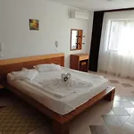 Hotel Arion